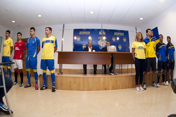 Rueda de prensa, presentaciÃ³n del equipaje - FotÃ³grafo: AgustÃ­n Quevedo (Faraday)